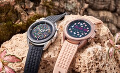 The Galaxy Watch TOUS comes with a different watch strap and a more pre-loaded watch faces. (Image source: Samsung)