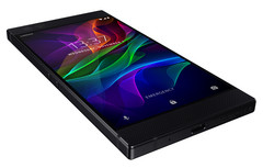 Razer Phone Android flagship for gamers gets 8.1 Oreo update preview