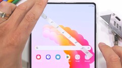 The UTG in the Samsung Galaxy Z Fold6 could be immune to scratches from fingernails, unlike the Galaxy Z Fold5. (Image: JerryRigEverything)