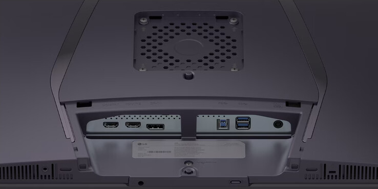 The UltraGear OLED 32GX850A lacks a built-in USB Type-C port but features a USB Type-B port instead. (Image source: LG)