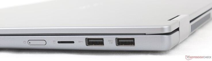 Right: Power button, MicroSD reader, 2x USB-A 3.2 Gen 1 (5 Gbps)