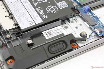 Empty secondary M.2 2280 slot for expansion