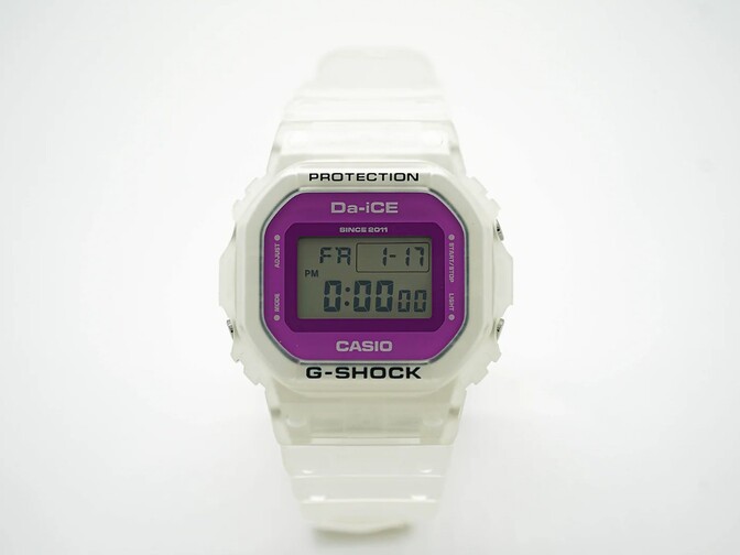 X-girl × G-SHOCK コラボ DW-5600VT ホワイト×パープル csm_Casio-G-Shock-watch-collab