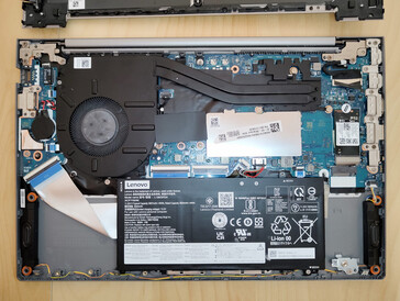 Lenovo ThinkBook 14 G4 inside