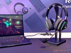 华硕 ROG Delta II（图片来自 Notebookcheck）