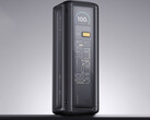 Xiaomi 25000 power bank has three ports (Image source: Xiaomi)
