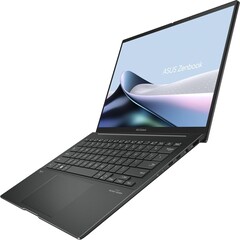 The Asus Zenbook 14 OLED comes with a couple of Thunderbolt 4 ports (Image source: Asus)