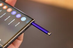 The Galaxy Note 10 Lite: A half-way house between the Galaxy Note 10 and Galaxy S11 series? (Image source: Pocket Lint)