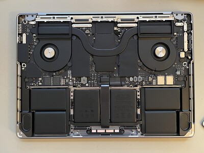 Go on then...show me where the SSD is. (Image source: MacRumors)