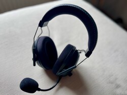 Hands-on review: Razer Blackshark V2 Pro (2023). Review unit provided by Razer.