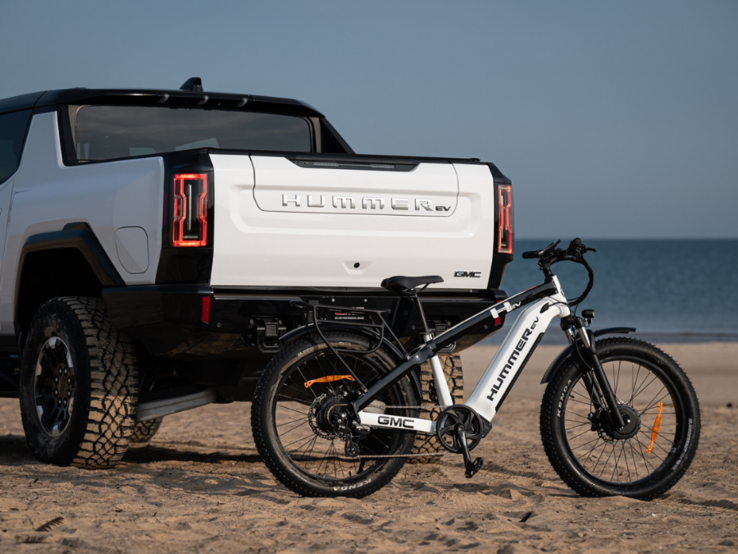 The GMC HUMMER EV AWD e-bike. (Image source: Recon Power Bikes)