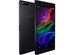 In review: Razer Phone 2017. Review unit courtesy of notebooksbilliger.de
