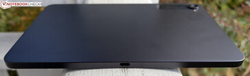 bottom: USB-C 3.2 Gen.1