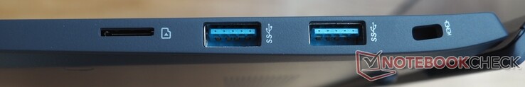 Right: micro SD, 2x USB-A 3.2 Gen2, Kensington Lock