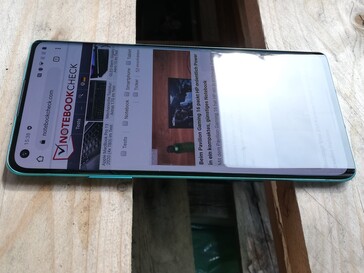 OnePlus 8 outdoors