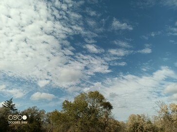 Photo of the sky in 108 MP mode.