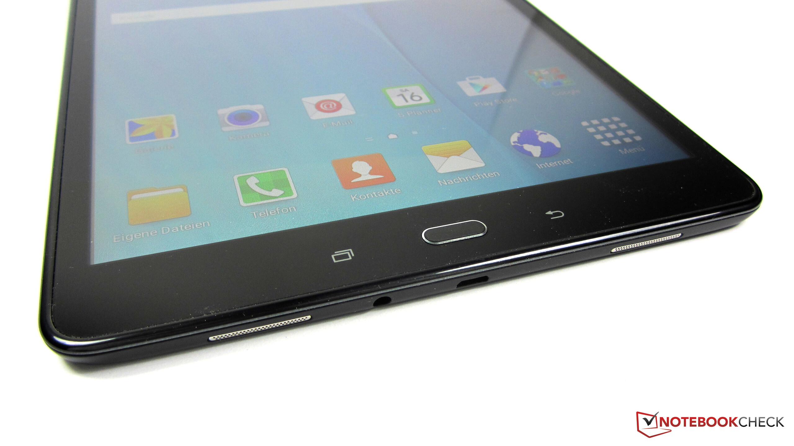 Samsung Galaxy Tab A SM-T555 9.7" 16GB Android WiFi 4G LTE Sbloccato Tablet Nero 