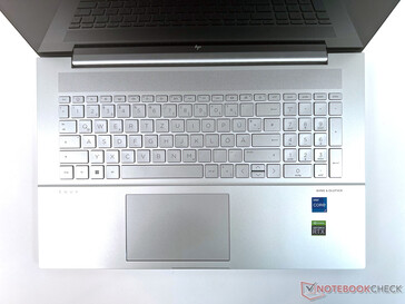 Overview of the keyboard and touchpad
