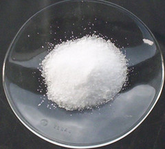 The solution with the best result used sodium sulfate (Na2SO4), a compound found in detergents. (Source: Wikimedia Commons)