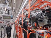 Ex-Tesla employees allege that factory working conditions were all but ideal in many situations. (Image source: Tesla)