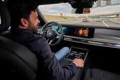BMW will let drivers watch videos on their infotainment screens while using Level 3 self-driving features. (Image source: BMW)