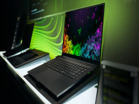 Video: Meet the all-new Razer Blade 16 with AMD - I thought I'd hate it!
