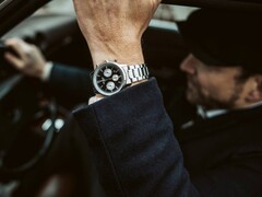 The Casio Edifice EFR-575 series chronographs are listed as “Coming Soon” in Europe. (Image source: Casio)