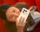 Das Realme GT 8 Pro wird wie klassische Ricoh GR Kameras 28mm und 40mm Brennweiten und eine Anti-Glare-Lens bieten. (Bildquelle: Realme, editiert)