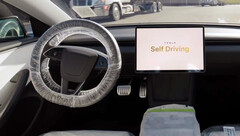 FSD now brings cheaper Tesla insurance (Image source: Tesla)
