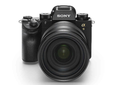The Sony A9 manages blackout-free continuous shooting of up to 20 fps. (Image source: Sony) The Sony A9 manages blackout-free continuous shooting of up to 20 fps. (Image source: Sony)