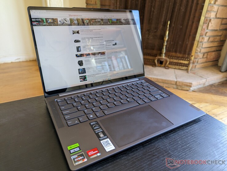 Hands on: Lenovo ThinkCentre Tiny-in-One 23 review