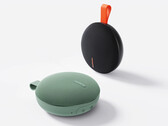 The Xiaomi Bluetooth Speaker Essential supports stereo and multi-speaker pairing.