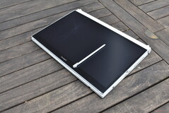 Acer ConceptD 3 Ezel: Tablet mode