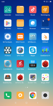 App list – there is no app drawer by default.
