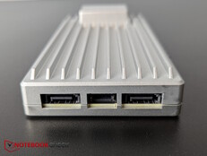 Rear: 2x SATA with power
