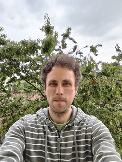 Selfie taken with the Oppo Pad Mini's front-facing camera