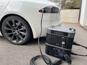 An attempt to charge an electric car also failed.