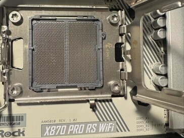 ASRock X870 Pro RS Wifi motherboard socket with some discolouration. (Image source: I_fliu on Reddit)