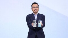 Zhao Ming presents Honor's latest camera-forward devices. (Source: Honor)