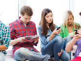 Study claims one in four users spend at least 7 hours on their smartphones everyday (Source: evoke.ie)