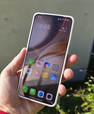 Oppo Find X9 Ultra outdoor test