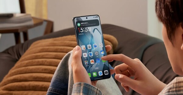 It costs over $200 to replace the screen of the OnePlus 13. (Image source: OnePlus)