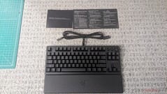 Razer Huntsman V3 Pro TKL 8KHz box contents