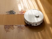 Roborock’s Qrevo Curv 2 Flow robot vacuum is coming to Europe