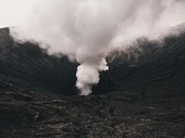 An image showing smoke escaping from a volcano. (Image source: Roman Kirienko - Pexels)