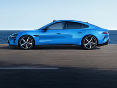 Xiaomi SU7 (2026) in the new Capri Blue color: The electric sports sedan is getting more than just a minor facelift. (Image source: Xiaomi)