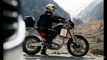 As is common with adventure bike platforms, the Himalayan Test Bed appears to feature comfortable ergonomics. (Image source: Royal Enfield on YouTube)