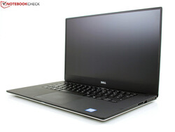 The XPS 15 9550 borrowed the best design elements from the contemporary XPS 13 lineup.