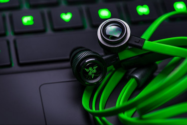 Razer Hammerhead USB-C version. (Source: Razer)