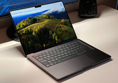 The sleek Space Black MacBook Pro 14 with Apple's M3 Pro has received a compelling discount (Image: Andreas Osthoff)